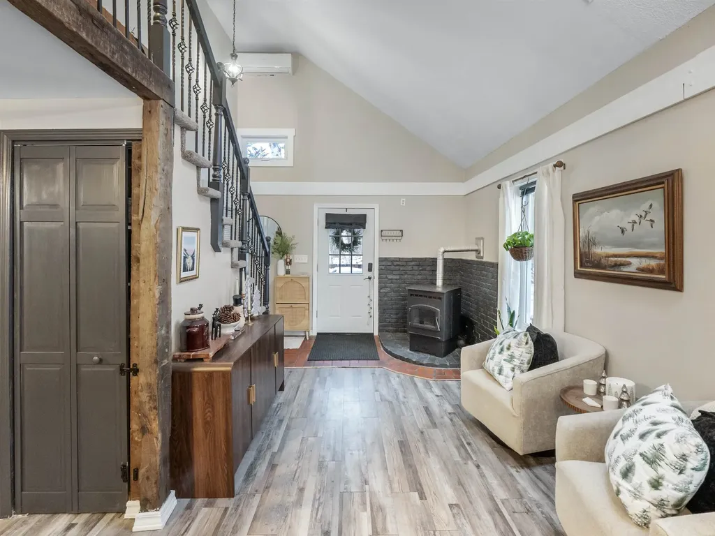 2023 North Road Sunderland VT 05250