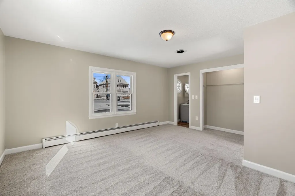 49 Lovell Street Nashua NH 03060