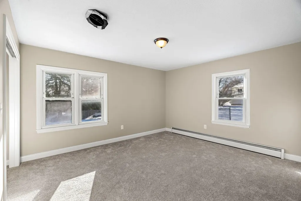 49 Lovell Street Nashua NH 03060