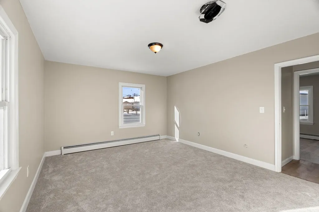 49 Lovell Street Nashua NH 03060