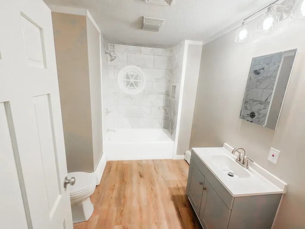 49 Lovell Street Nashua NH 03060