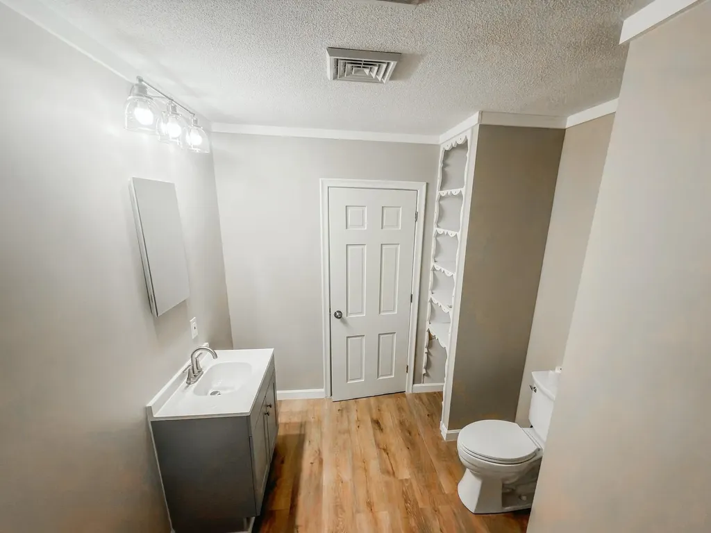 49 Lovell Street Nashua NH 03060
