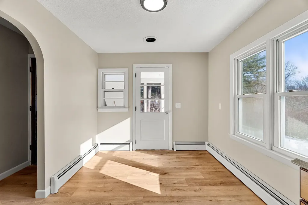 49 Lovell Street Nashua NH 03060