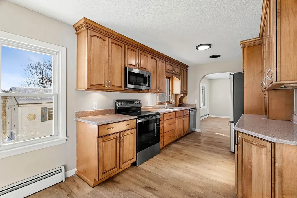 49 Lovell Street Nashua NH 03060