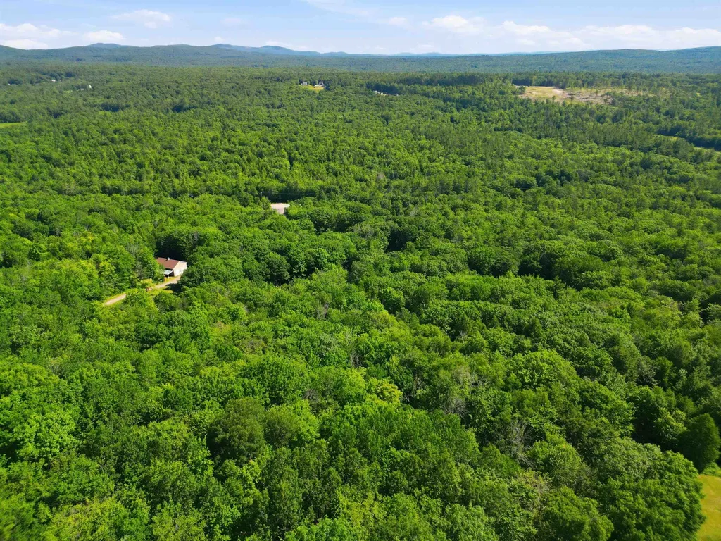00 Quaker Road New Durham NH 03855