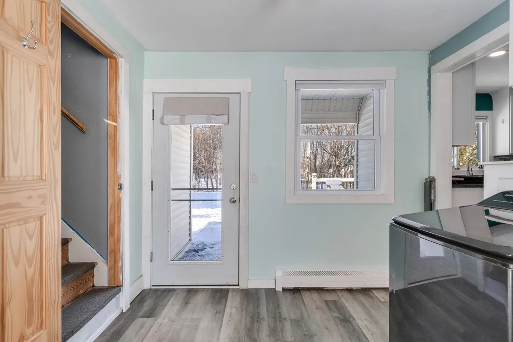 909 Dorset Street South Burlington VT 05403