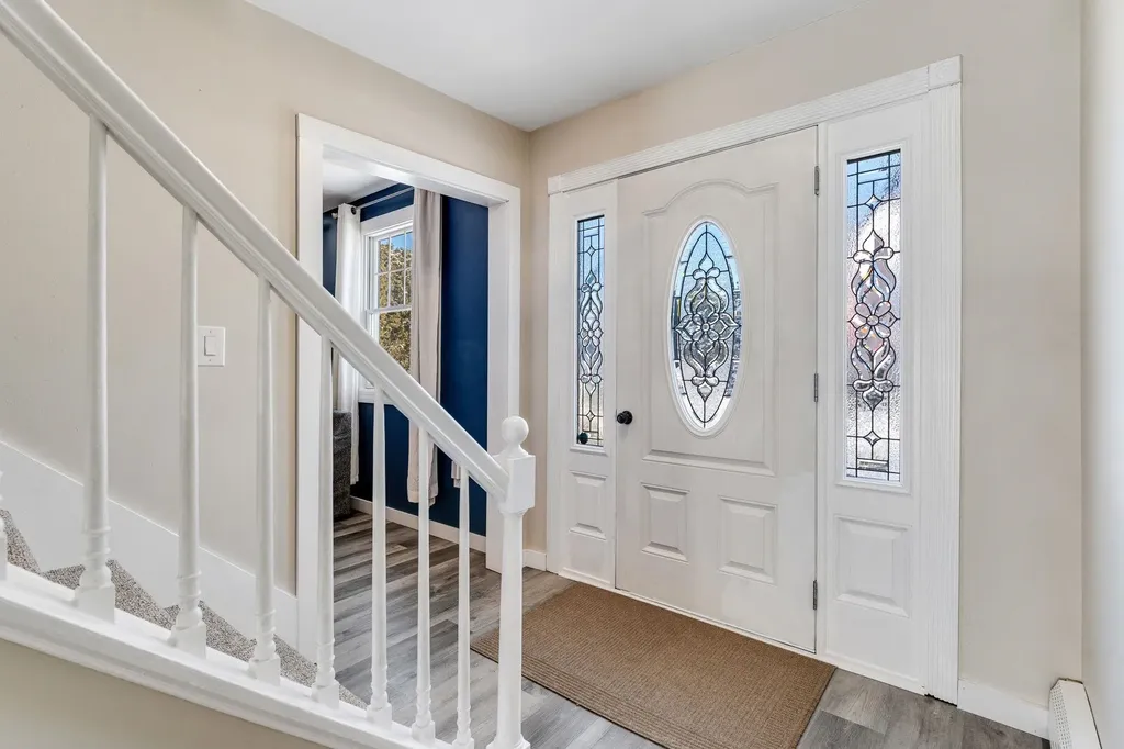 909 Dorset Street South Burlington VT 05403