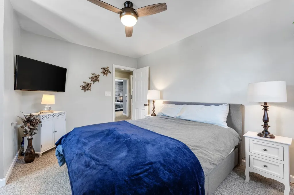 909 Dorset Street South Burlington VT 05403