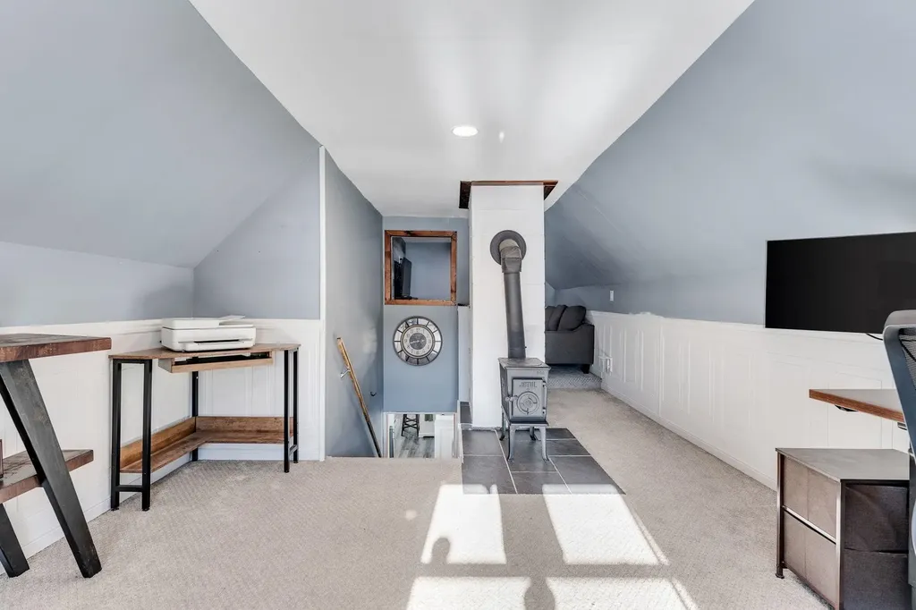 909 Dorset Street South Burlington VT 05403