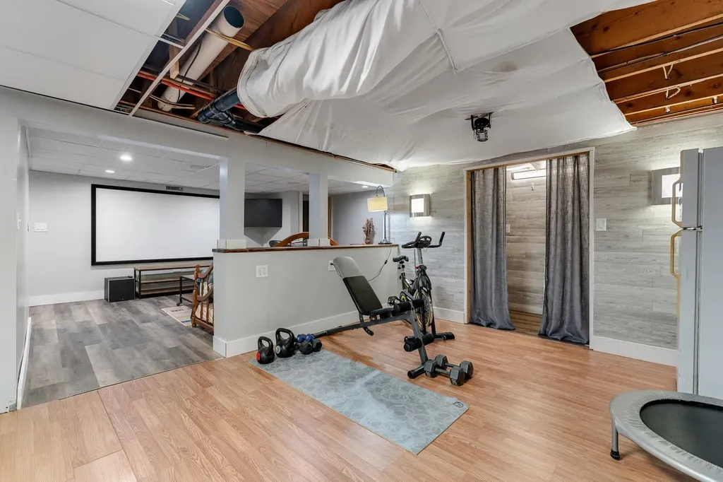 909 Dorset Street South Burlington VT 05403