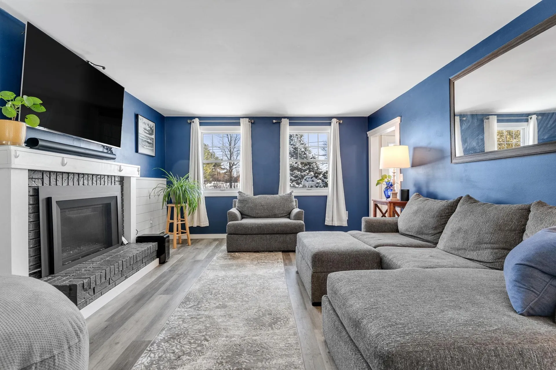 909 Dorset Street South Burlington VT 05403