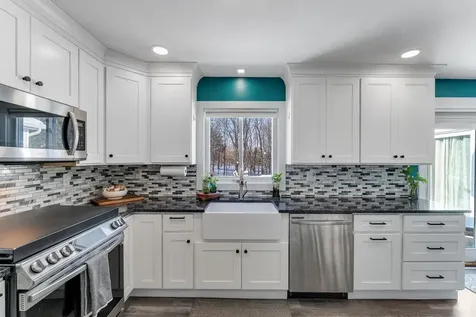 909 Dorset Street South Burlington VT 05403