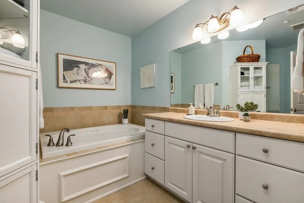 100 Shepards Cove Road Kittery ME 03904