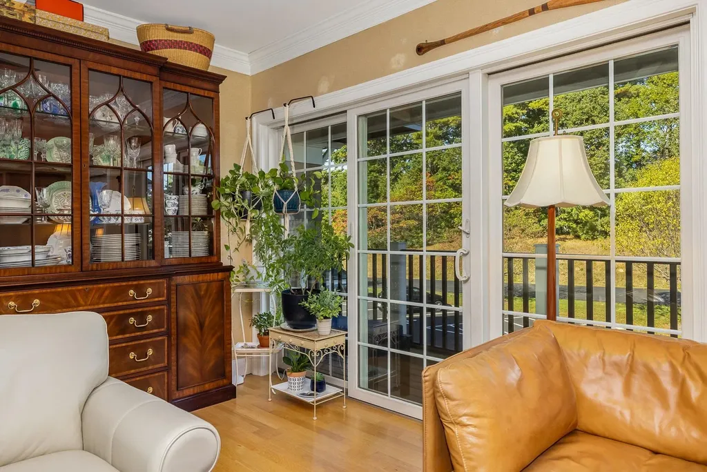 100 Shepards Cove Road Kittery ME 03904