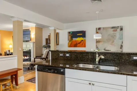 100 Shepards Cove Road Kittery ME 03904