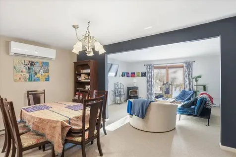 10 Chelsea Circle South Burlington VT 05403