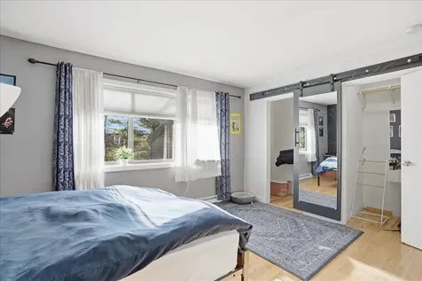 10 Chelsea Circle South Burlington VT 05403