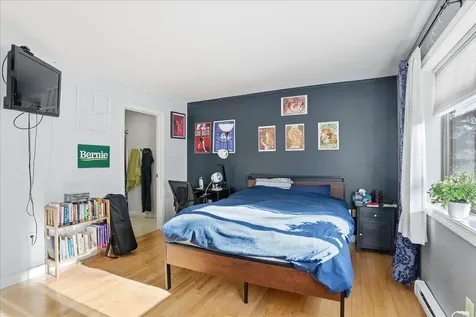 10 Chelsea Circle South Burlington VT 05403