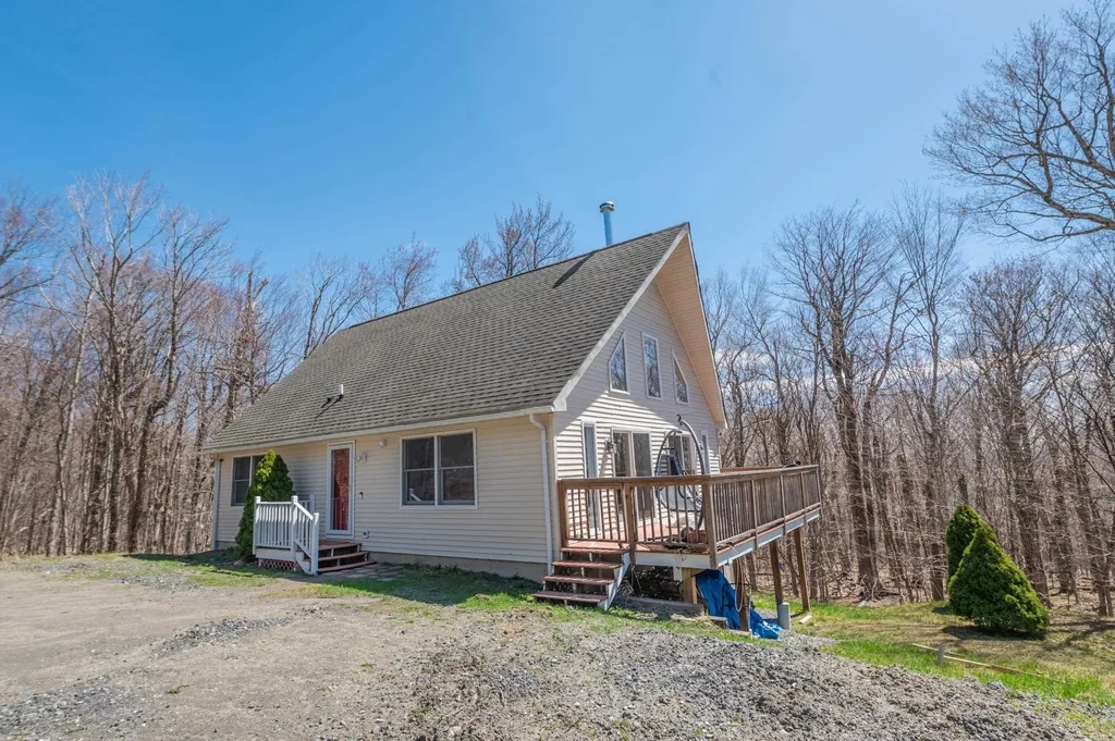 28 Lightning Ledge Way Wilmington VT 05363