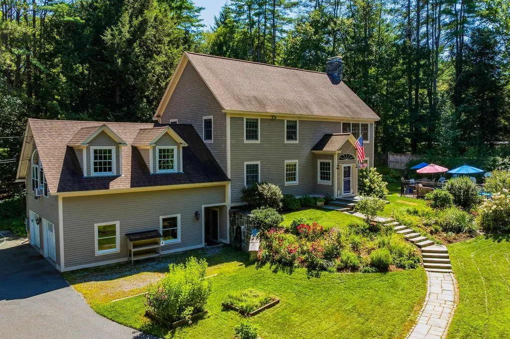 4 Spencer Road Hanover NH 03755