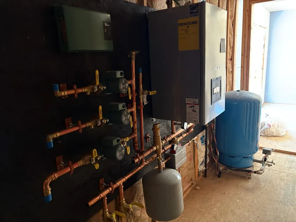 40 Fenton Road Chester VT 05143