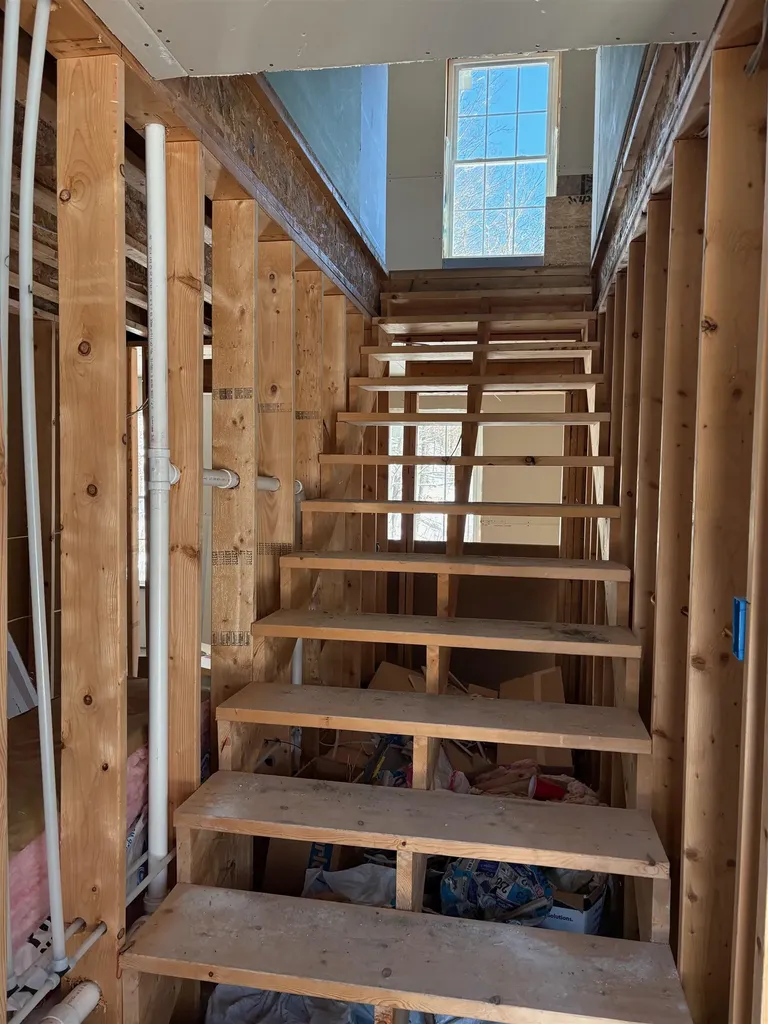 40 Fenton Road Chester VT 05143