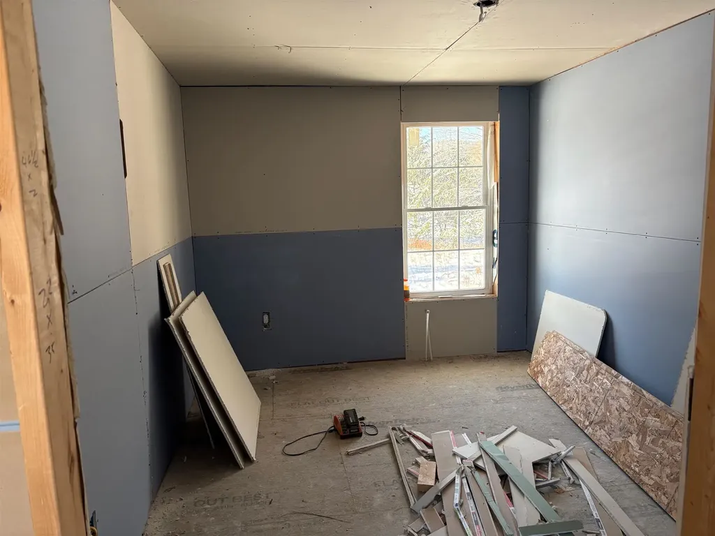 40 Fenton Road Chester VT 05143