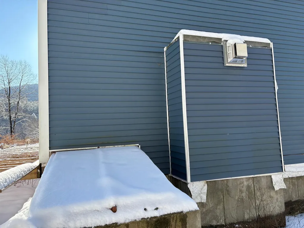 40 Fenton Road Chester VT 05143