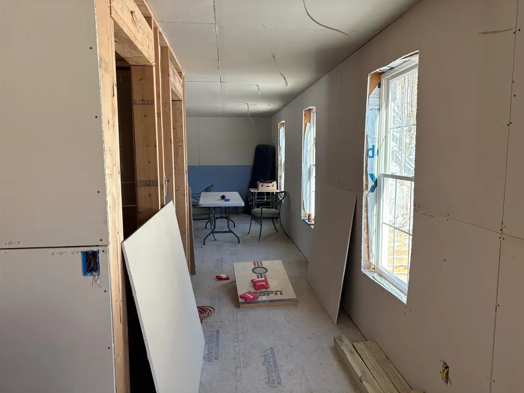 40 Fenton Road Chester VT 05143