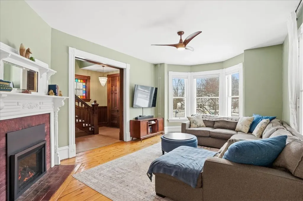 161 Harbor Road Shelburne VT 05482