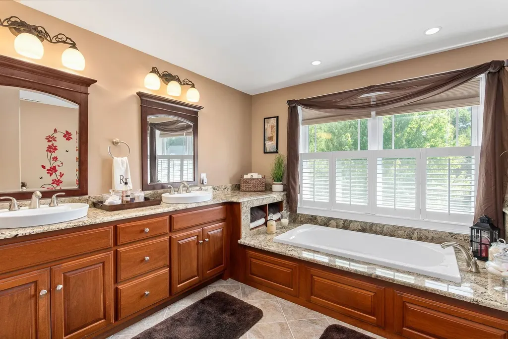 32 Olive Meadow Lane Dover NH 03820