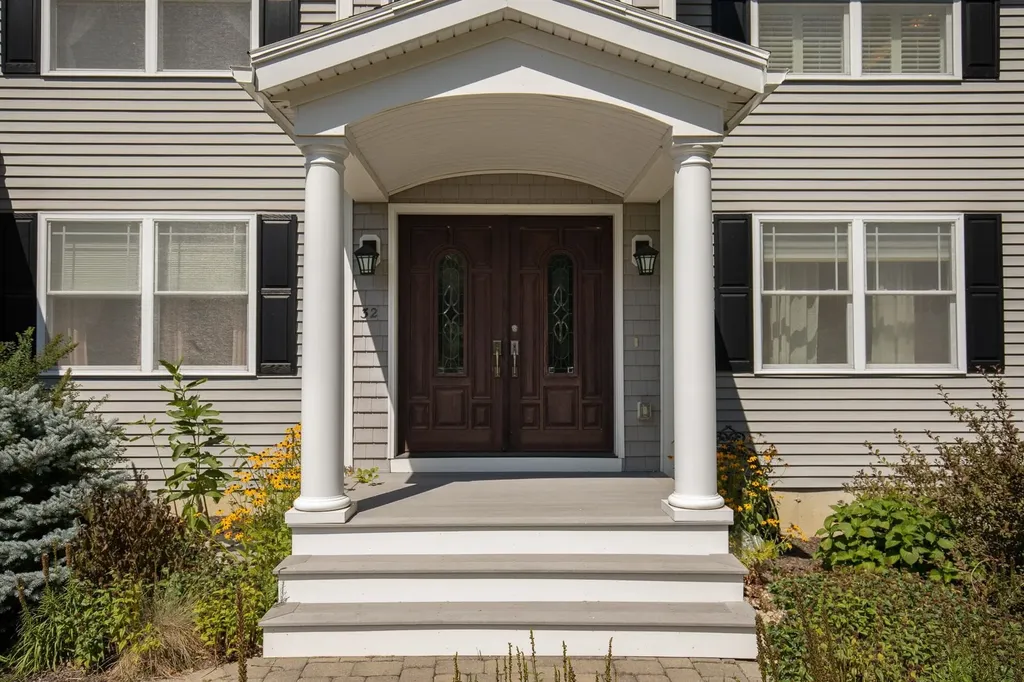 32 Olive Meadow Lane Dover NH 03820