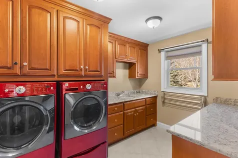 32 Olive Meadow Lane Dover NH 03820