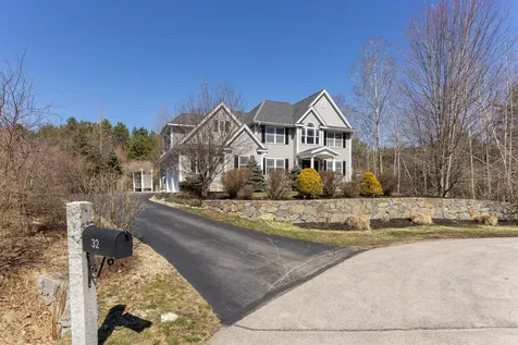 32 Olive Meadow Lane Dover NH 03820