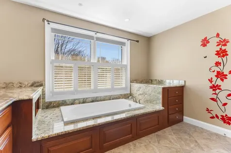 32 Olive Meadow Lane Dover NH 03820