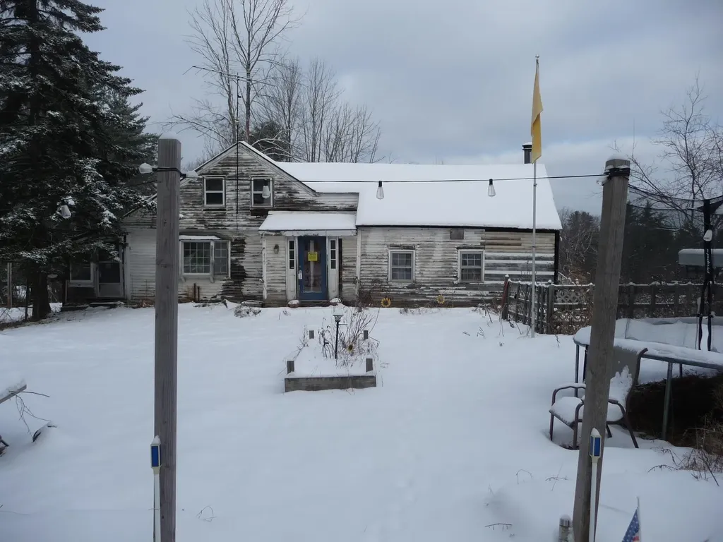 433 North Road Deering NH 03244