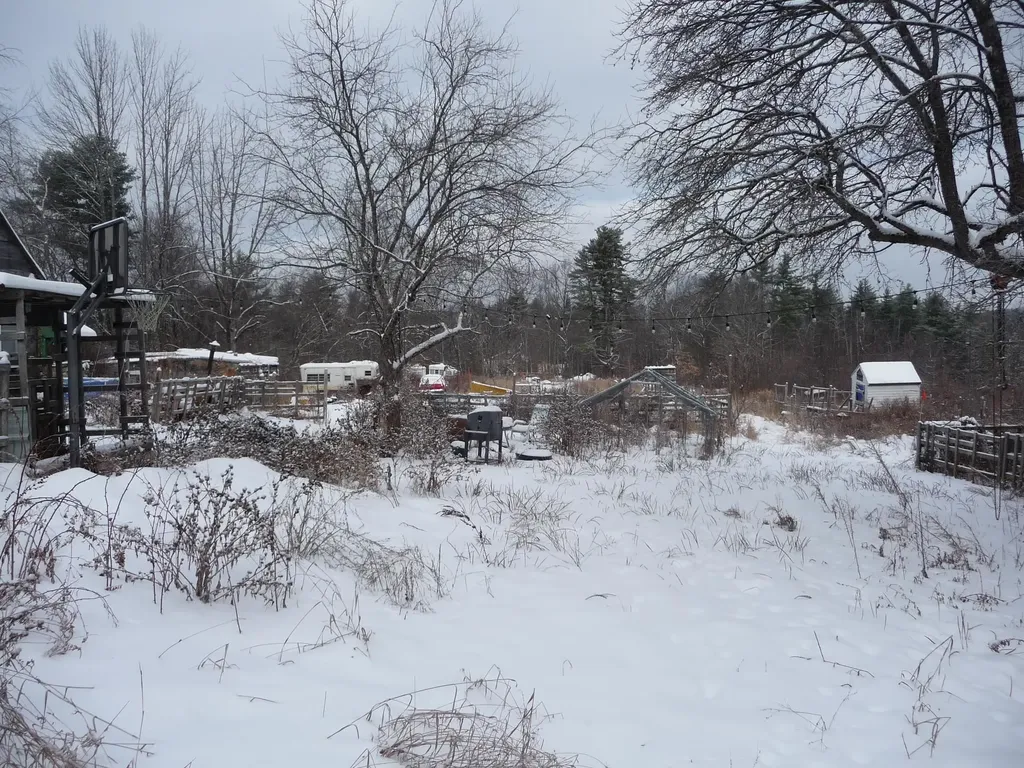 433 North Road Deering NH 03244