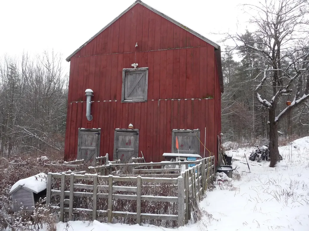 433 North Road Deering NH 03244