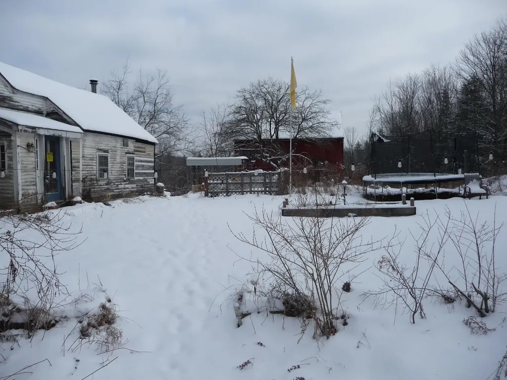 433 North Road Deering NH 03244