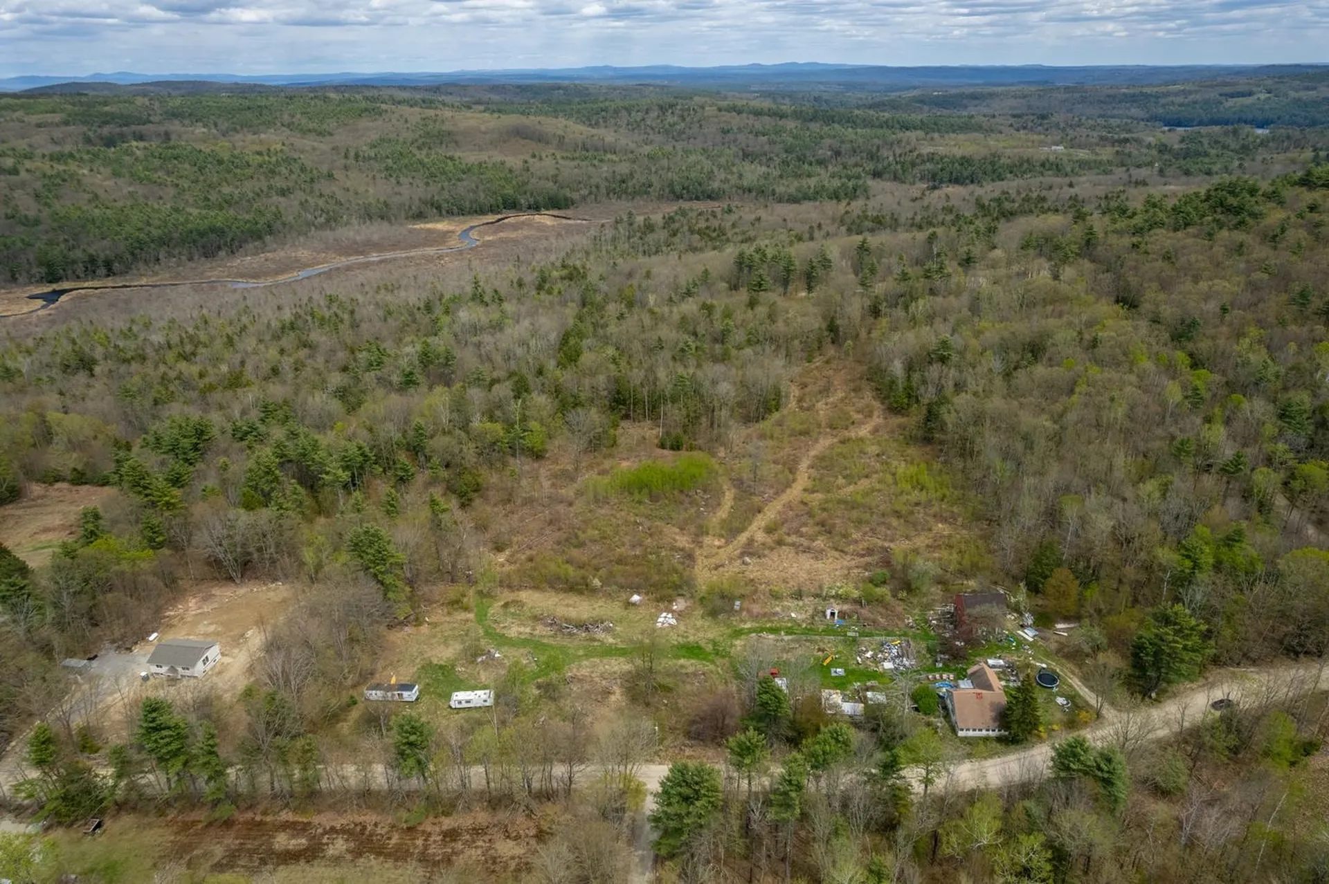 433 North Road Deering NH 03244