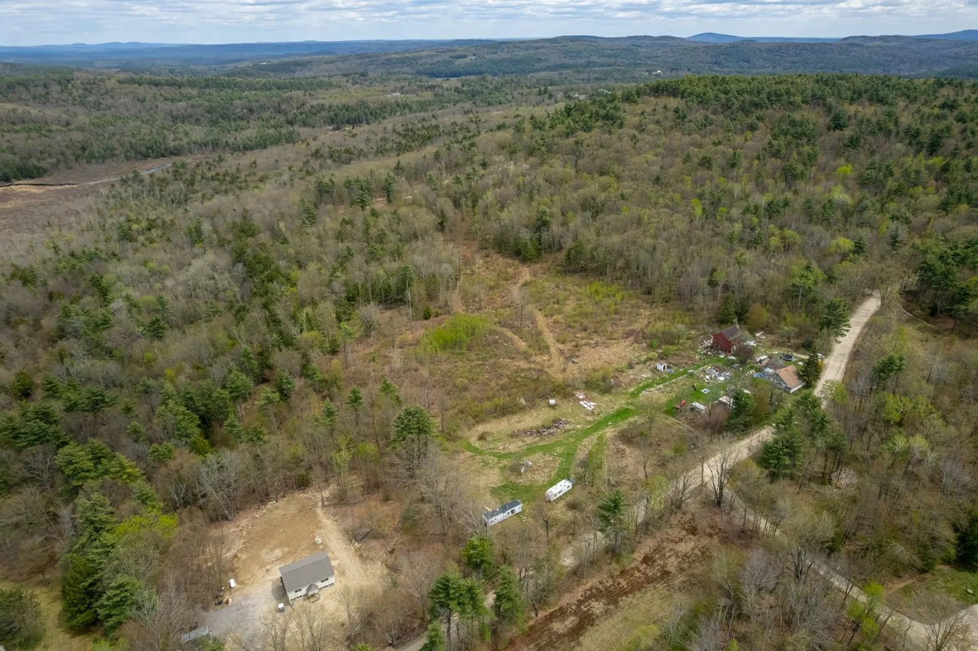 433 North Road Deering NH 03244