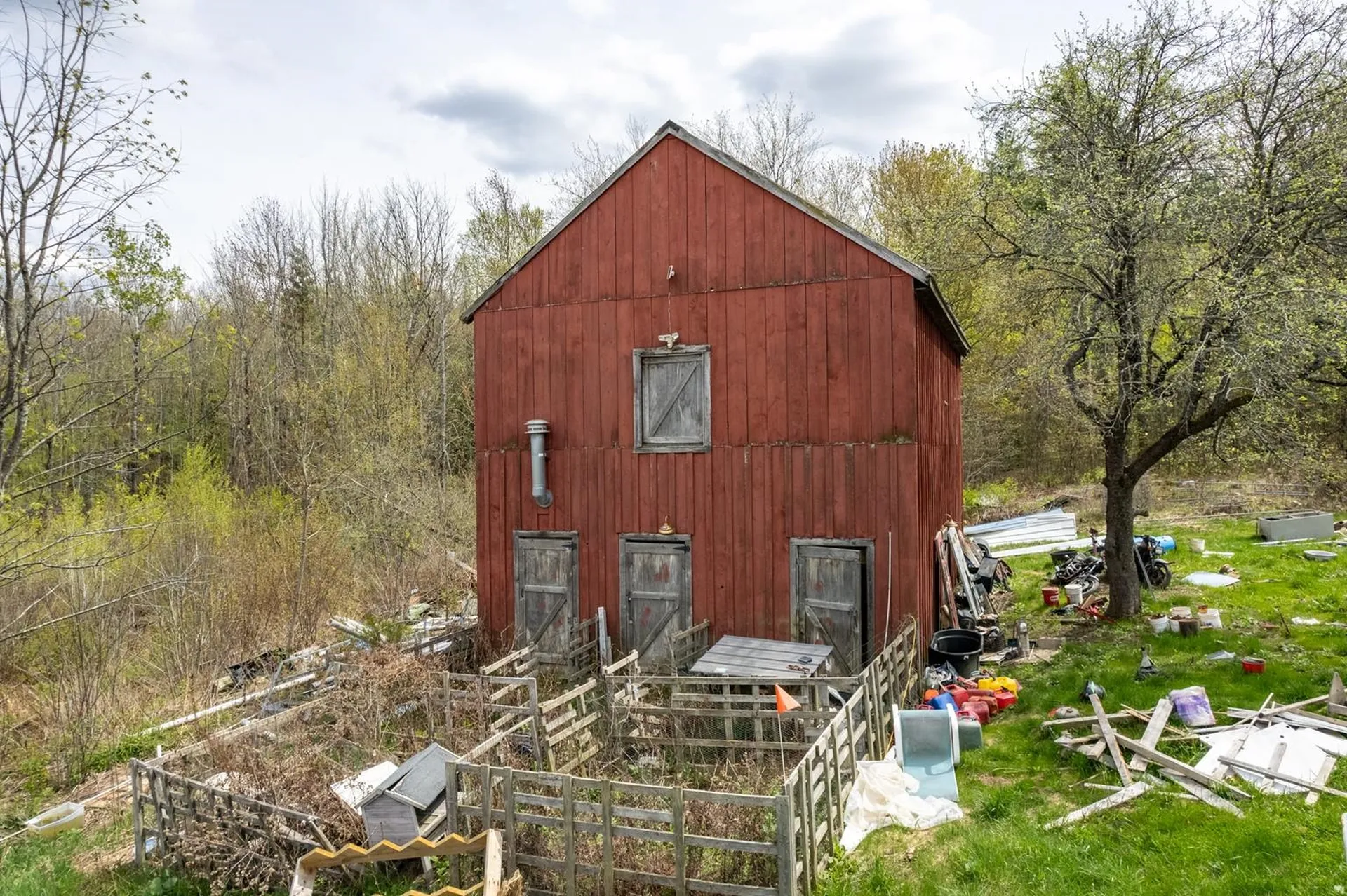 433 North Road Deering NH 03244