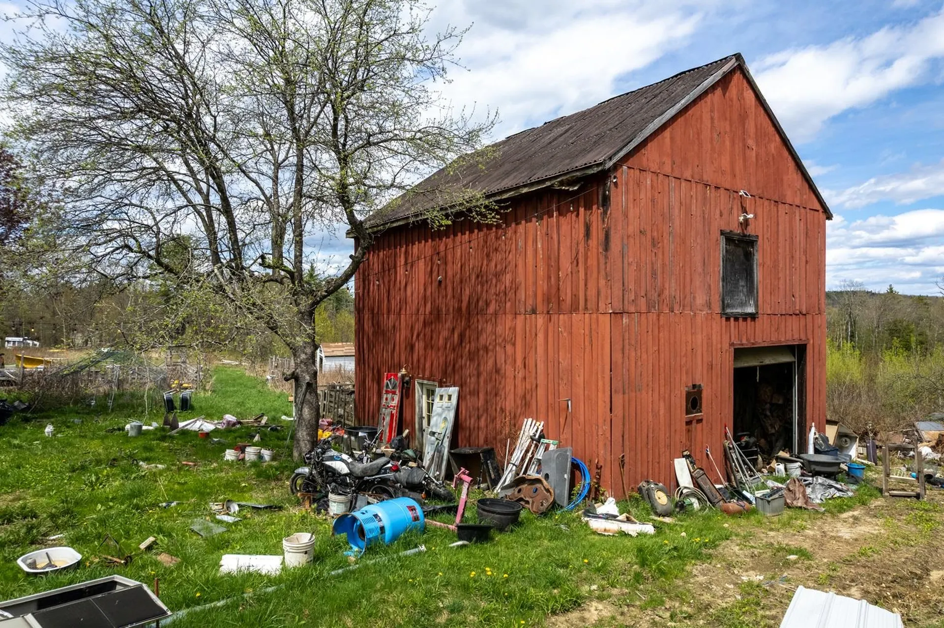 433 North Road Deering NH 03244