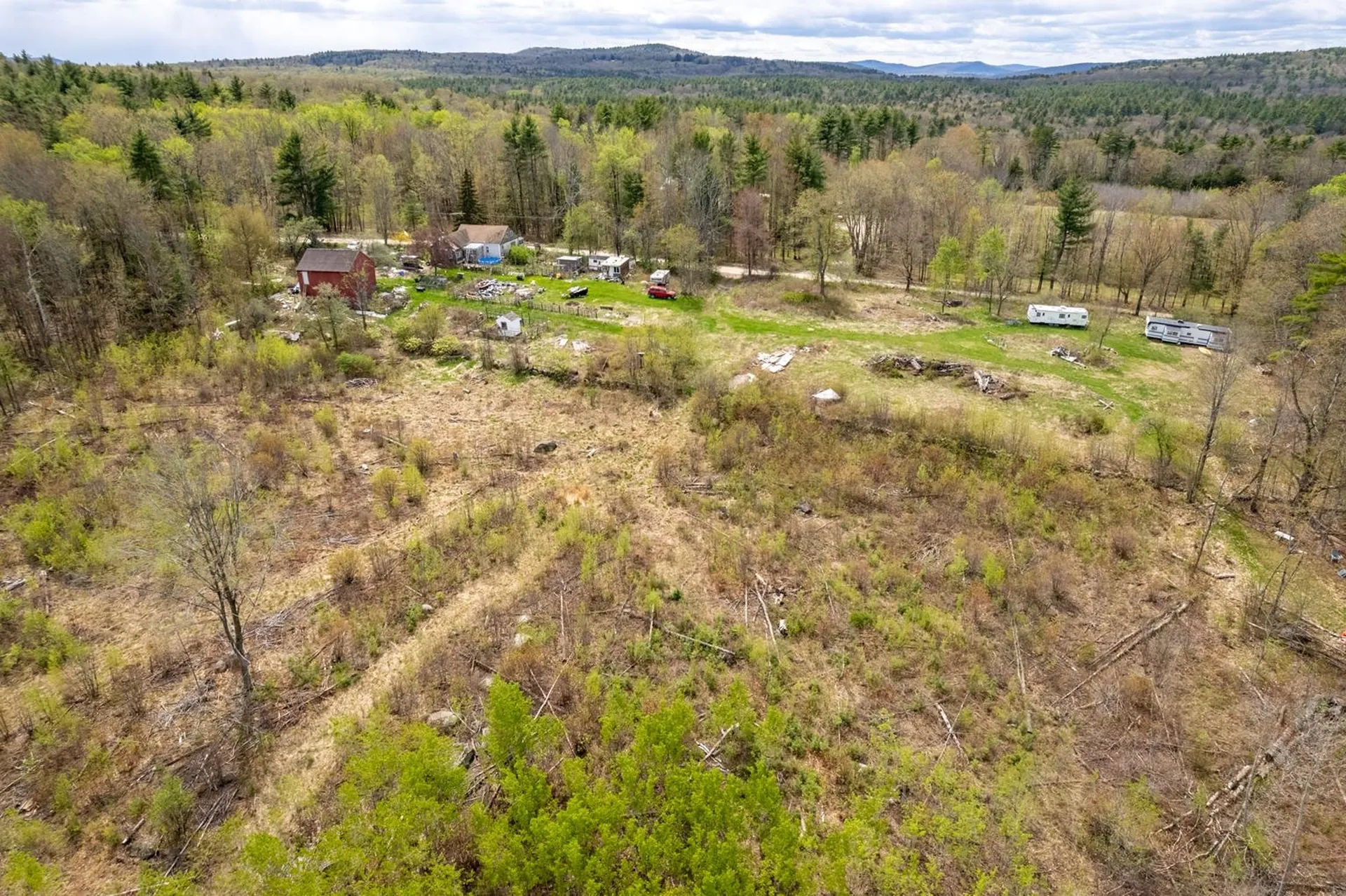 433 North Road Deering NH 03244