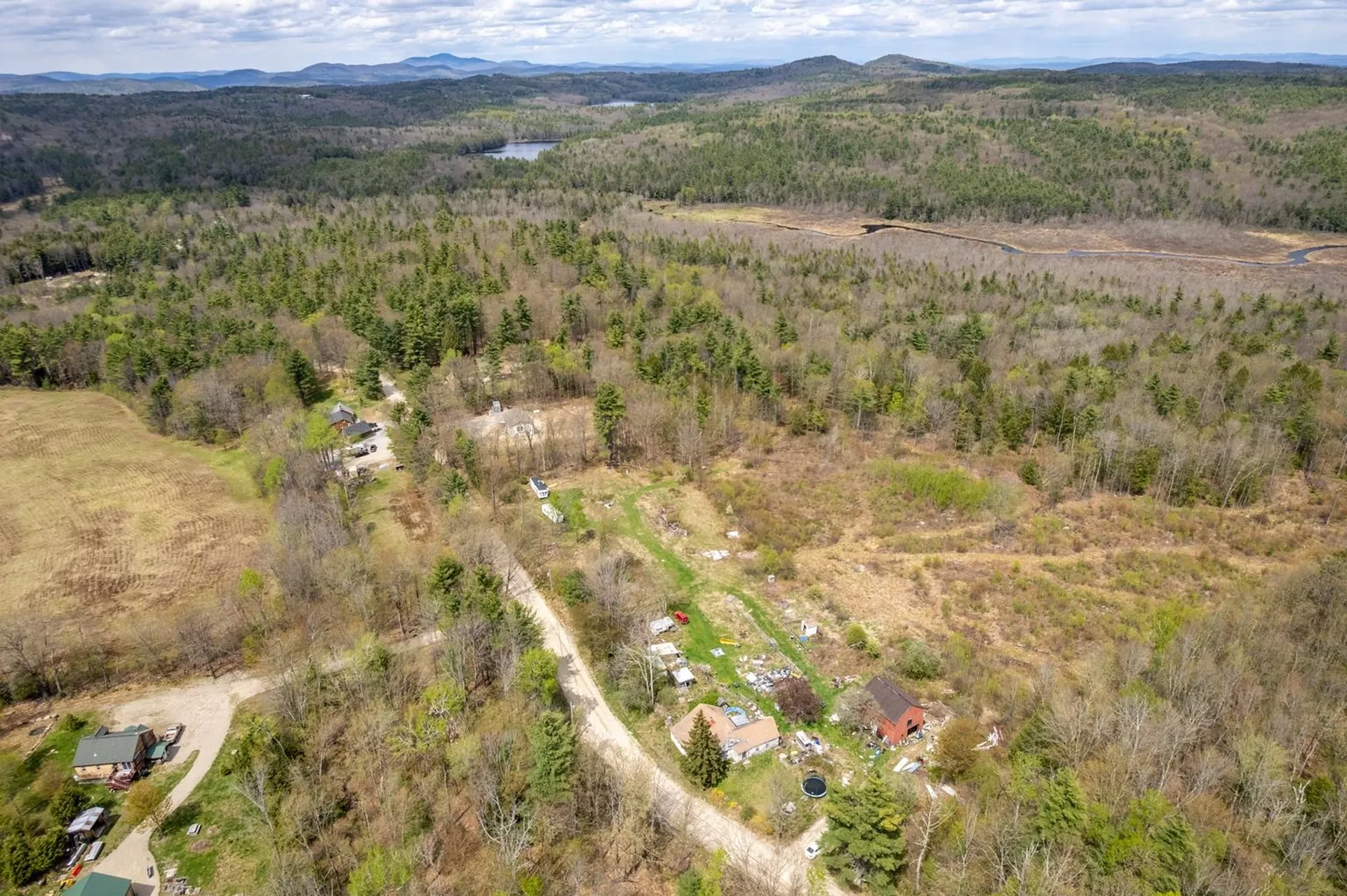 433 North Road Deering NH 03244
