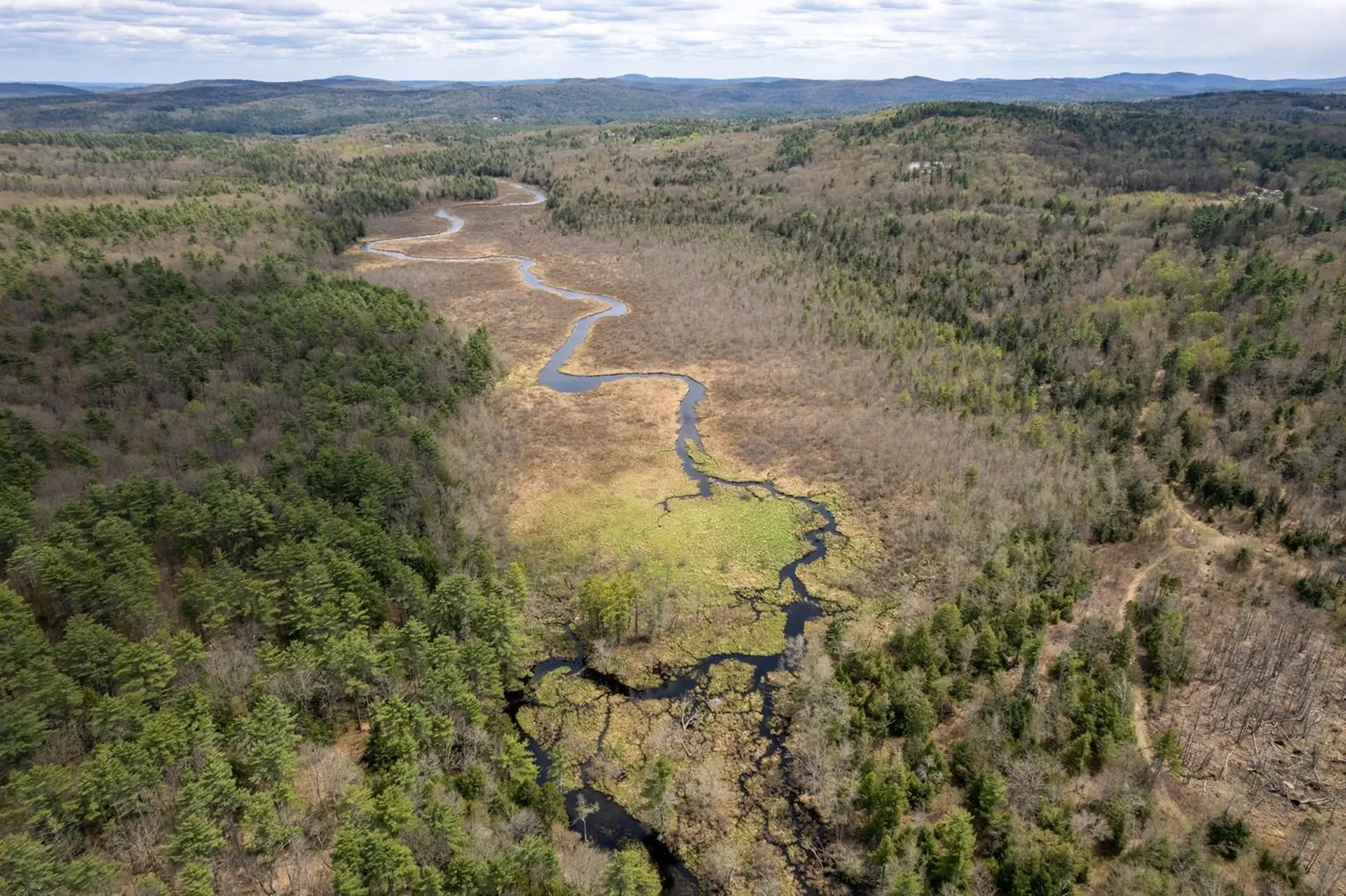 433 North Road Deering NH 03244