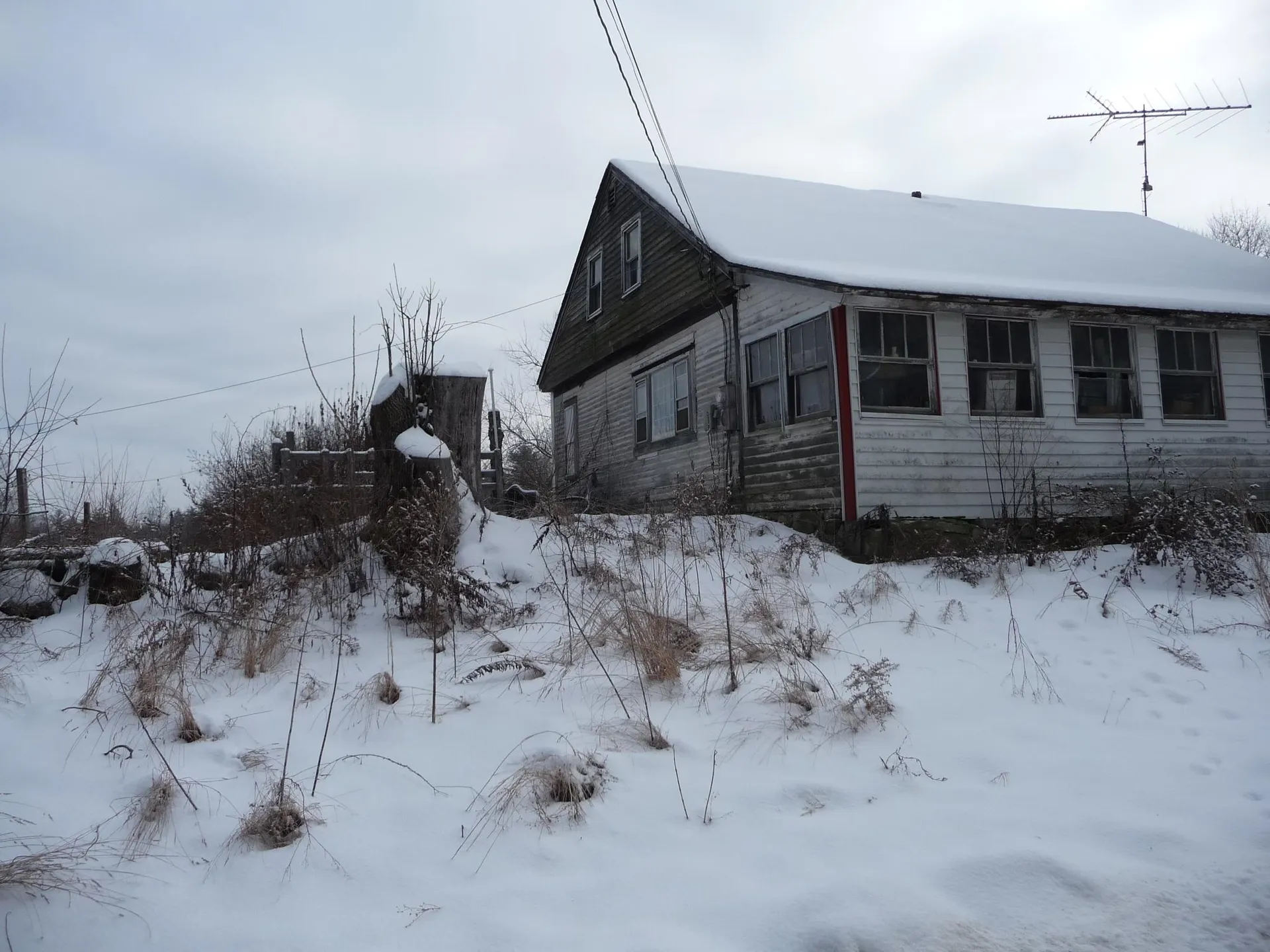 433 North Road Deering NH 03244