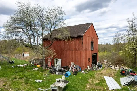 433 North Road Deering NH 03244