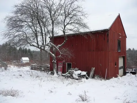 443 North Road Deering NH 03244