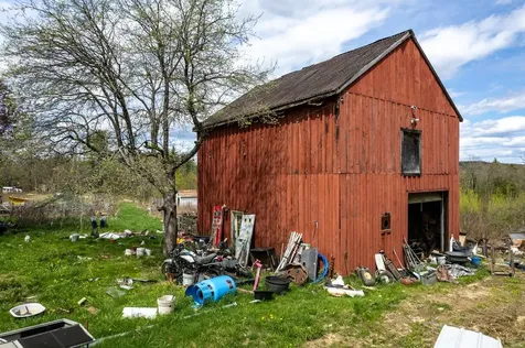 433 North Road Deering NH 03244